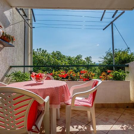 Apartment Dragica Krk Town Eksteriør billede