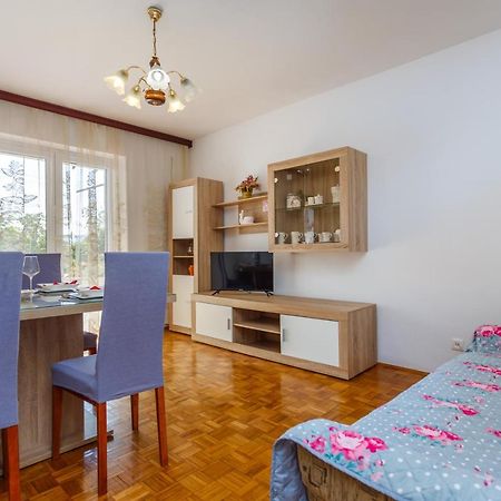 Apartment Dragica Krk Town Eksteriør billede