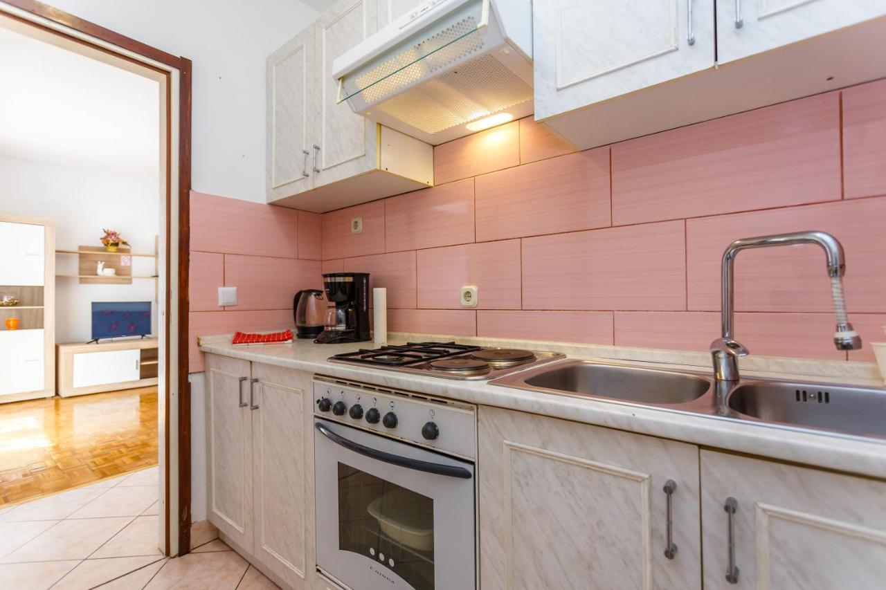 Apartment Dragica Krk Town Eksteriør billede