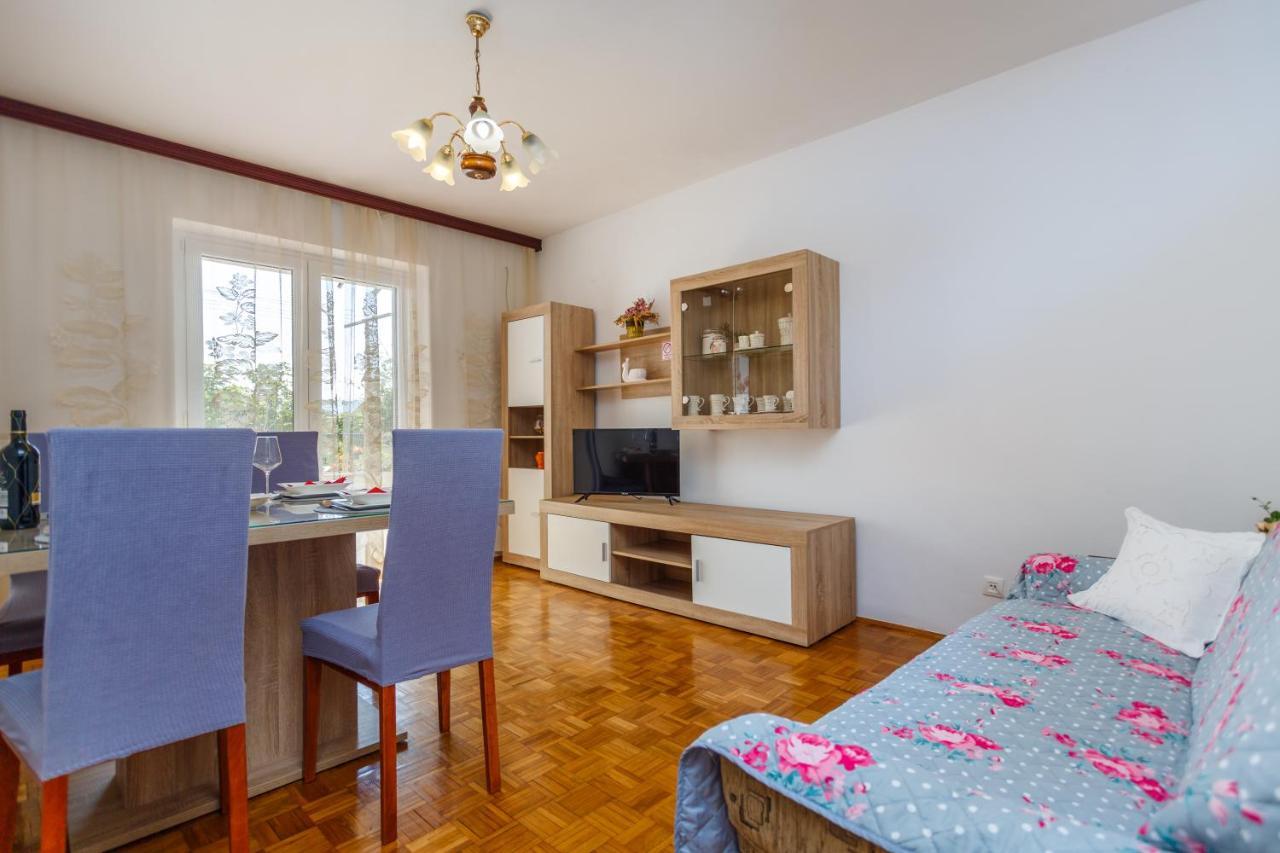 Apartment Dragica Krk Town Eksteriør billede