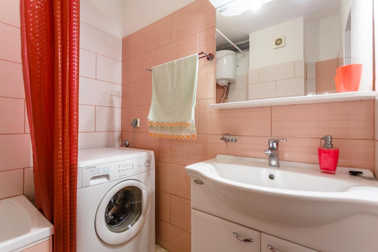 Apartment Dragica Krk Town Eksteriør billede