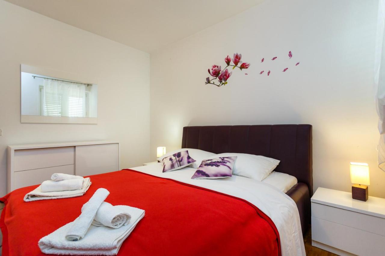 Apartment Dragica Krk Town Eksteriør billede